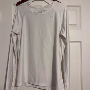 Under Armour white long sleeve fitted top